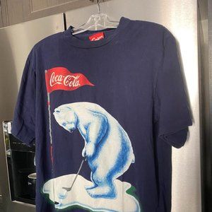 1995  COKE  COCA -COLA POLAR BEAR  HOCKEY  PLAYER  T-SHIRT
